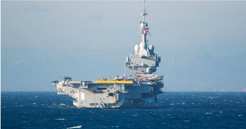 法國「戴高樂號航空母艦」（Charles de Gaulle R91）。（圖／達志／美聯社）