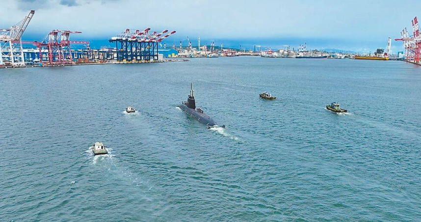 國造潛艦「海鯤號」26日海測。（圖／台船提供／中國時報柯宗緯高雄傳真）