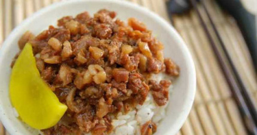 【疫情下生活】懷念外食的滷肉飯 自煮生涯褲子變鬆體重減了1公斤