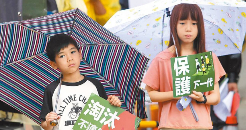 2018年起兒童交通傷亡除2021年下降，多呈逐年上升趨勢，前年起破萬人，去年更增至1.2萬人。（圖／本報資料照片）