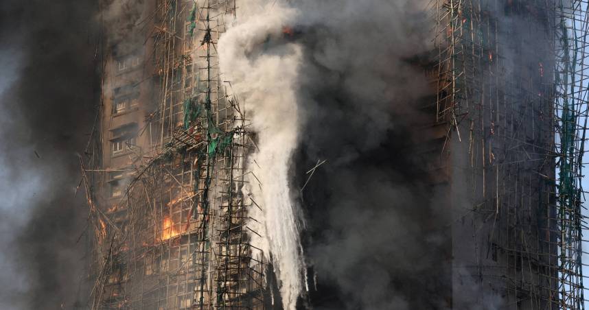 香港宏福苑26日發生五級大火。（圖／達志／路透社）