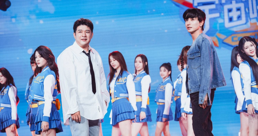 SUPER JUNIOR成員利特（右起）、神童擔任《宇宙啦啦隊》飛行評審。（圖／緯來提供）