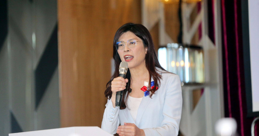 鄭麗文表示，一定要結合台灣的主流民意，把民進黨的暗黑勢力趕下臺！讓「柯志恩凍蒜、國民黨全壘打！」（圖／周志龍攝）