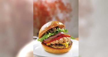 翻玩漢堡1/藏室Hidden Burger 草莓配漢堡肉