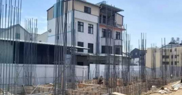 台中工地工安意外 鋼筋直插工人胸肋骨