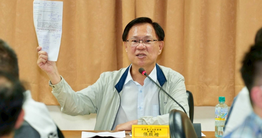 民眾黨立院黨團副總召張啓楷29日批評，行政院並未看緊人民的納稅錢，把大刀砍向地方補助款，今天更離譜提出追加預算，這條路行不通。（圖／張啓楷辦公室提供）