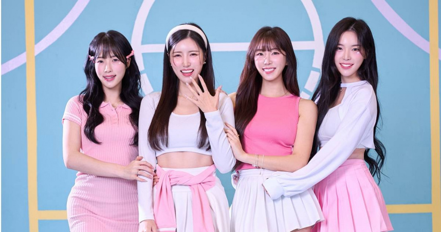 韓國啦啦隊組成女團「2S」，左起朴旻曙Mingo、南珉貞、安芝儇、趙娟週。（圖／2S SPOTAINMENT提供）