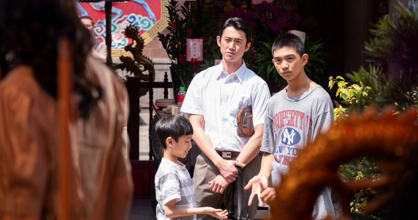 吳慷仁在《南方時光》中飾演一名外省父親。（圖／華映娛樂提供）