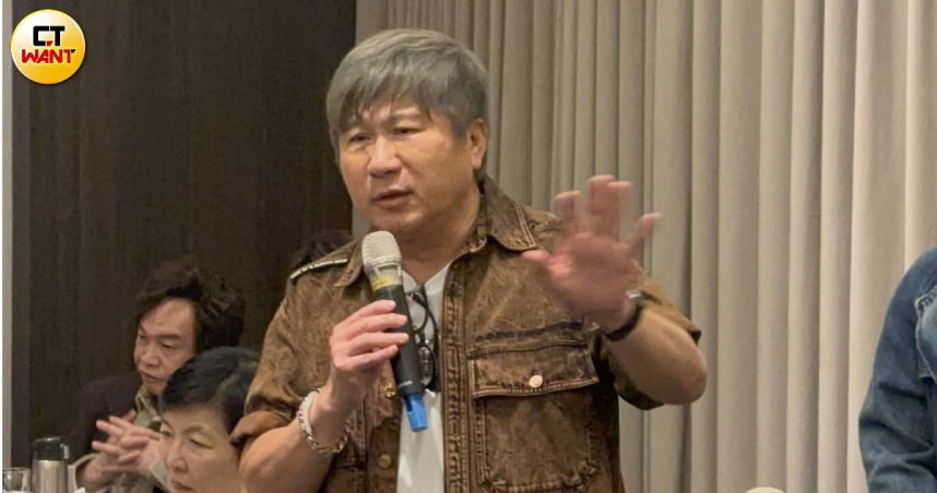 胡瓜《鑽石舞台之夜》演唱會，宣布邀來蕭敬騰演出。（圖／常朝貴攝）