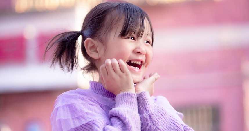 金管會提醒家長，別忘了適時檢視並補足小朋友的保險保障額度。（圖／pixabay）