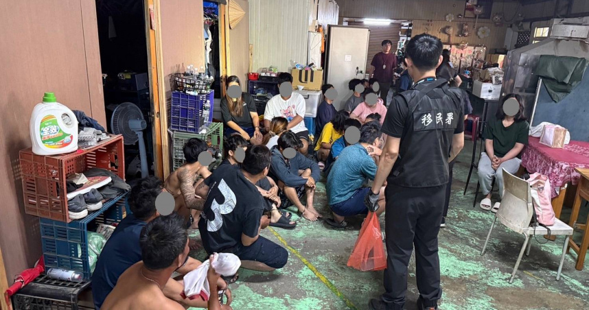 20名泰籍黑工藏鐵皮屋！女子塞沙發縫仍落網　非法同鄉仲介遭查辦