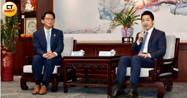 國民黨台北市黨部針對蔣萬安輔選白營參選人劃下站台紅線。（圖／方萬民攝）