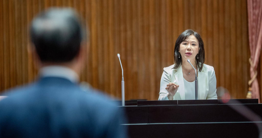 李彥秀提醒，提升民眾福利與待遇沒有人會反對，但是政府也必須注意4個重點。（圖／翻攝自李彥秀臉書）