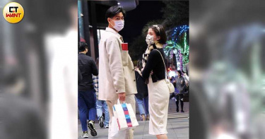 戴湘儀 假日偷閒揪弟血拚