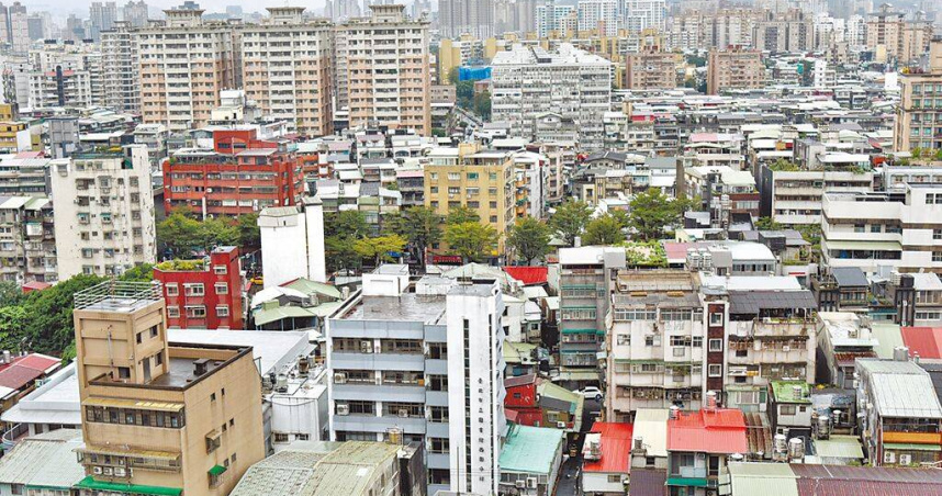 央行未祭出第8波信用管制，但財政部持續打炒房。（圖／報系資料照）