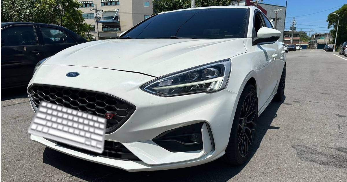 [閒聊] 球員騙車／樂天球員用重大事故車換雙門