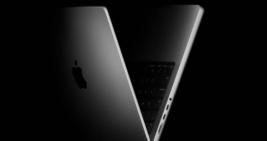 蘋果公司15日晚間發表多款搭載全新M5晶片的產品。（圖／翻攝自蘋果官網）