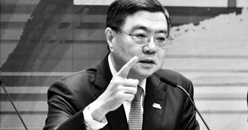 郭正亮直言「卓揆PO黑白照片，就是預告要下台」。（圖／翻攝自臉書＠JungTaiCho）