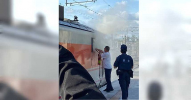南下自強號冒濃煙突停嘉義站 台鐵:後部機車電抗器故障
