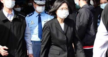 三軍統帥令F-16全面停飛查失事責任 搜救蔣正志絕不放棄