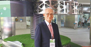 工研院院院士盧明光對美中禁令之下的台灣半導體產業感到樂觀，但不能輕忽大陸的發展。（圖／中國時報邱立雅攝）