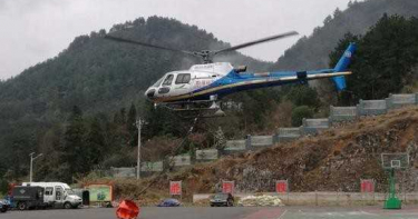 武漢肺炎/貴州出動直升機 裝消毒液進行空中消毒