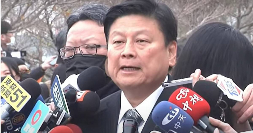 柯文哲父親今天舉行告別式，馬英九，傅崐萁等人都親自出席，傅崐萁也再度發聲，呼籲司法縱，再為柯文哲發聲，如柯觸犯到法律，絕對不要輕饒，但如果沒有，必須還柯文哲清白。（圖／中天新聞）