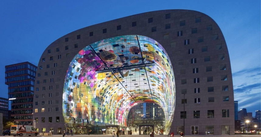 新竹縣竹北市東區市場用地動起來，市長鄭朝方宣布將與荷蘭知名建築團隊一齊打造具特色的水岸市集。（圖／翻攝自竹北市公所媒體群組）