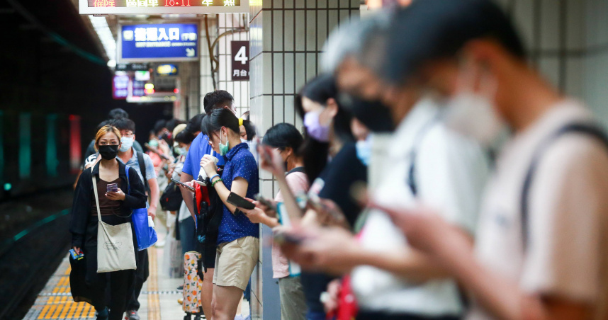 台鐵每年約有10件落軌事故、20件意外落軌。（示意圖／報系資料照）