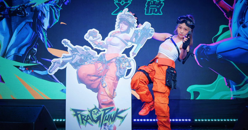 艾薇自掏腰包訂製全身和遊戲角色一樣的造型。（圖／FranPunk提供）