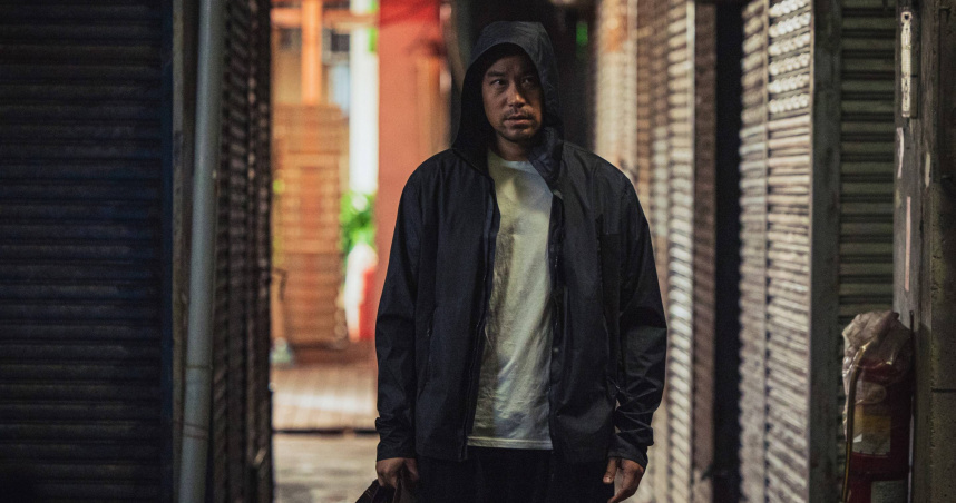 張孝全在《器子》中飾演一位為追查女兒下落而對活摘器官犯罪集團展開復仇的父親。（圖／華映提供）