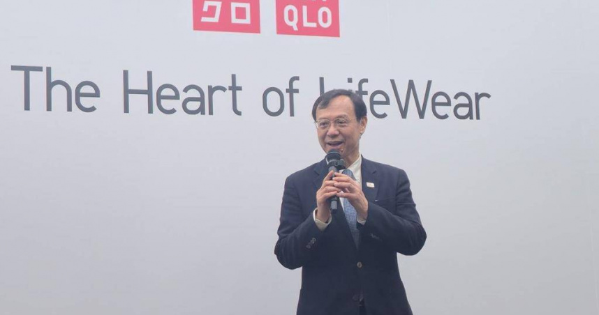 衛福部長石崇良出席出席台灣優衣庫公司（UNIQLO Taiwan）全球送暖行動發熱衣捐贈社工儀式。（圖／報系資料照）