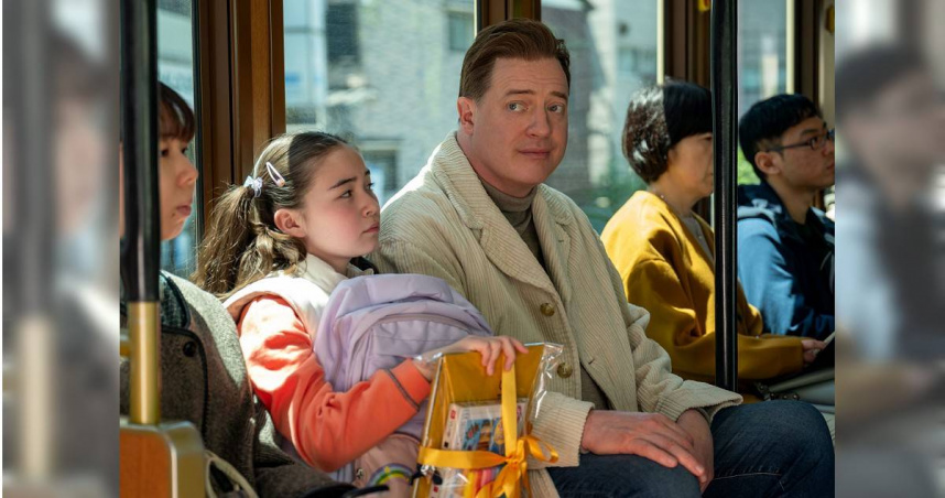 影帝布蘭登費雪演出《日租家庭》橫掃國際各大影展觀眾票選獎。（圖／探照燈影業提供）