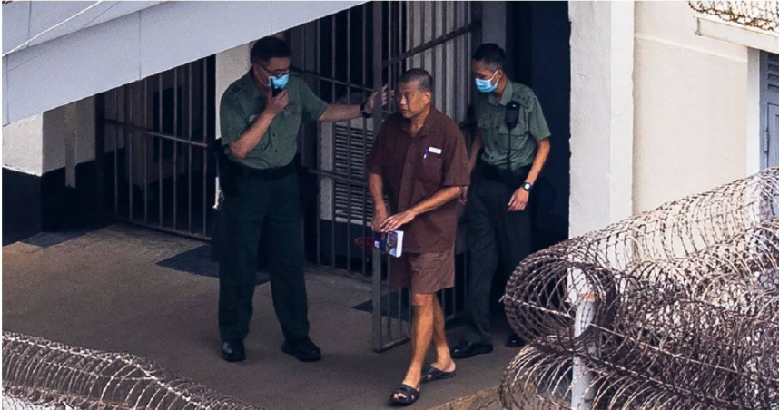 壹傳媒創辦人、《蘋果日報》創辦人黎智英（中）。（圖／達志／美聯社）