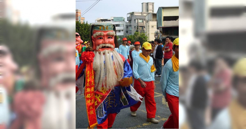 繞境隊伍中的土地公（福德正神）。（圖／楊登嵙提供）