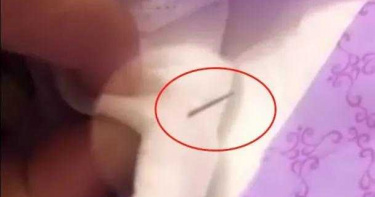 感覺刺刺的!衛生棉竟「暗藏一根針」嚇歪正妹 照片曝光瞬間炸鍋