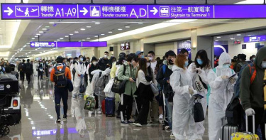 紐航誤載客來台轉機 3人受困桃機「離不開、出不去」冏演航站情緣