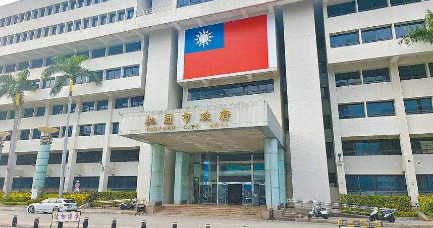 桃園市府歲出規模從2015年849億餘元至去年1490億餘元，成長規模達75.36％，但僅2022年賸餘，其餘皆為短絀，桃園市審計處認為，市府須長期仰賴中央計畫型補助款，應檢討改善。（圖／中國時報賴佑維攝）