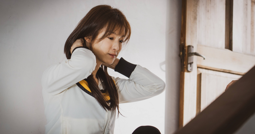 賴雅妍為詮釋角色，重回青春少女狀態。（圖／風暴國際股份有限公司）