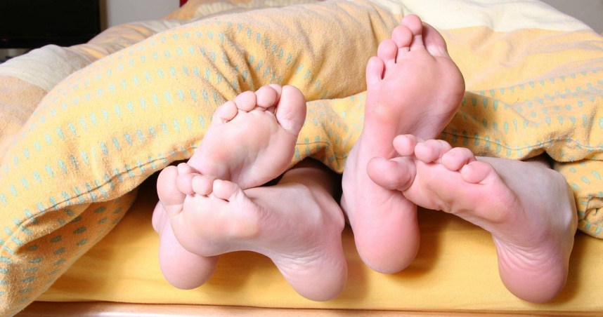 年輕女子突發嘴歪、雙腿發黑，送醫竟查出心臟腫瘤作祟。（示意圖／Pixabay）