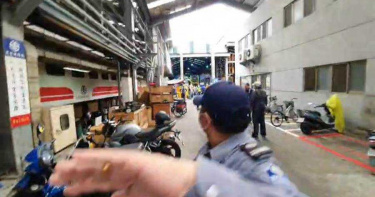 台鐵驚傳維修列車對撞! 造成5名人員受傷