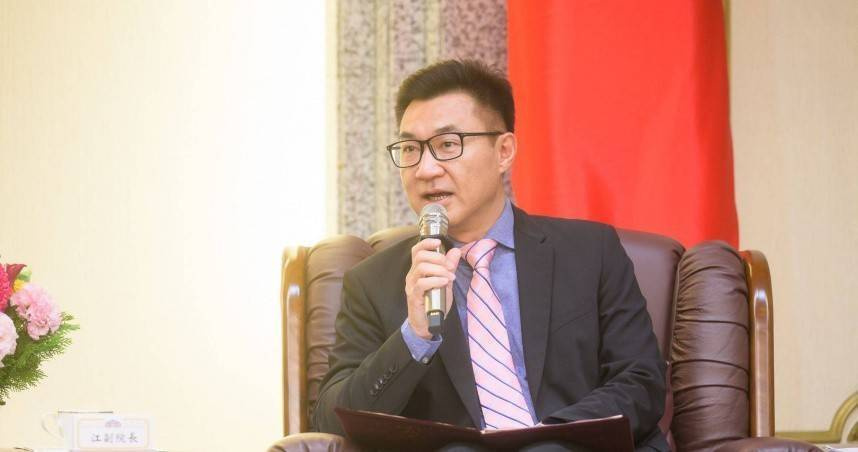 普發現金議題延燒台中市長選戰，何欣純表示財政許可、議會支持就推動台中普發現金；江啟臣辦公室則主張中央應考慮加碼至至少2萬元。（圖／江啟臣辦公室提供）