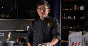 自創即時麵連獲三大美食獎 詹姆士為父研發新口味
