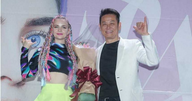 送花力挺準兒媳 徐乃麟叮嚀宋蕊安不要發脾氣