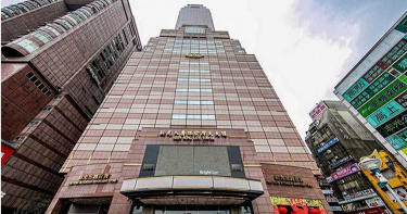 金管會重罰!新壽董座吳東進 被停止董事長及董事職務