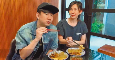 JJ包餃子「整顆黏桌上」 孫燕姿猛虧:去唱歌吧你