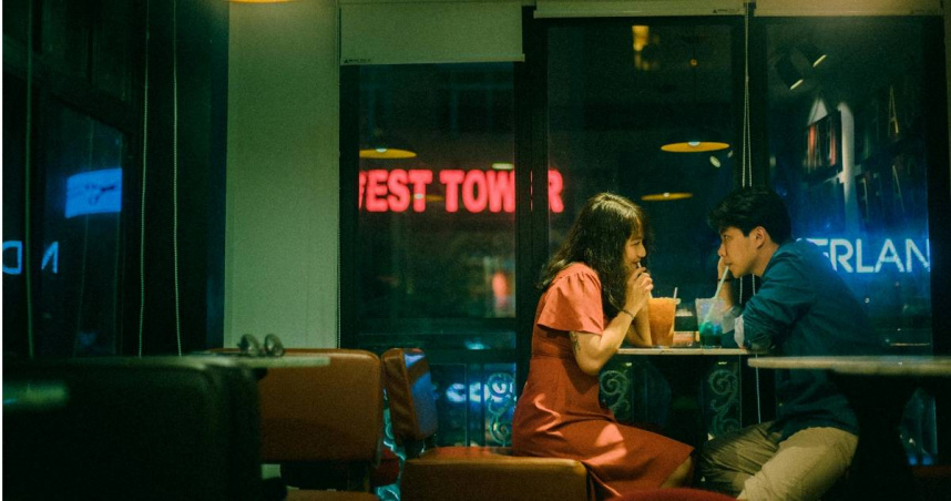 原PO表示，男友吃完飯沒付錢先走人，留她一人。（示意圖／Pexels）