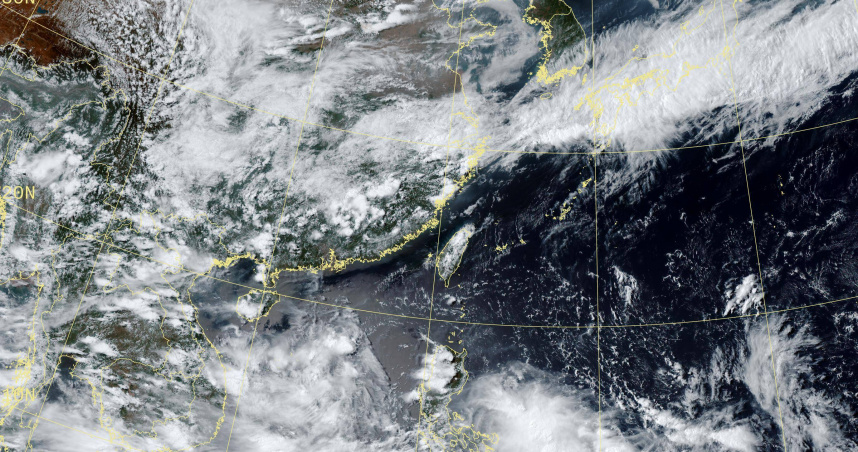 位於南海的熱帶擾動，最快本周生成為首颱「蝴蝶」。（圖／翻攝自中央氣象署）