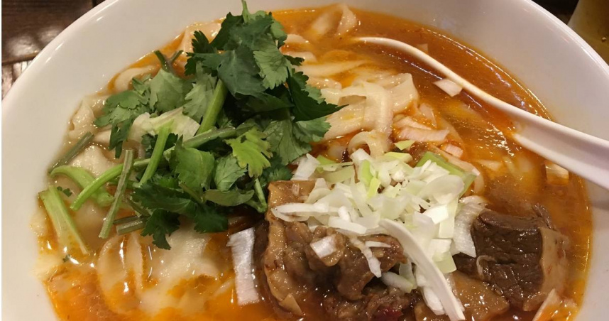 廖炯程觀察，颱風來之前香菜一斤80元，目前一斤要價320元。（示意圖／翻攝自photoAC）