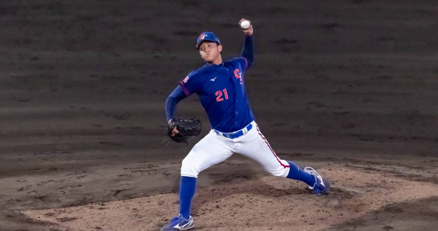 中華隊先發投手劉任右，受到隊友守備失誤影響，首局狂失4分，0比4落後韓國。（圖／中華棒協提供）